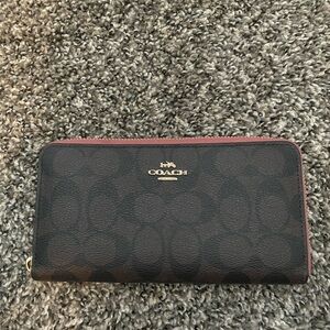 Coach Black and Brown Signature Wallet